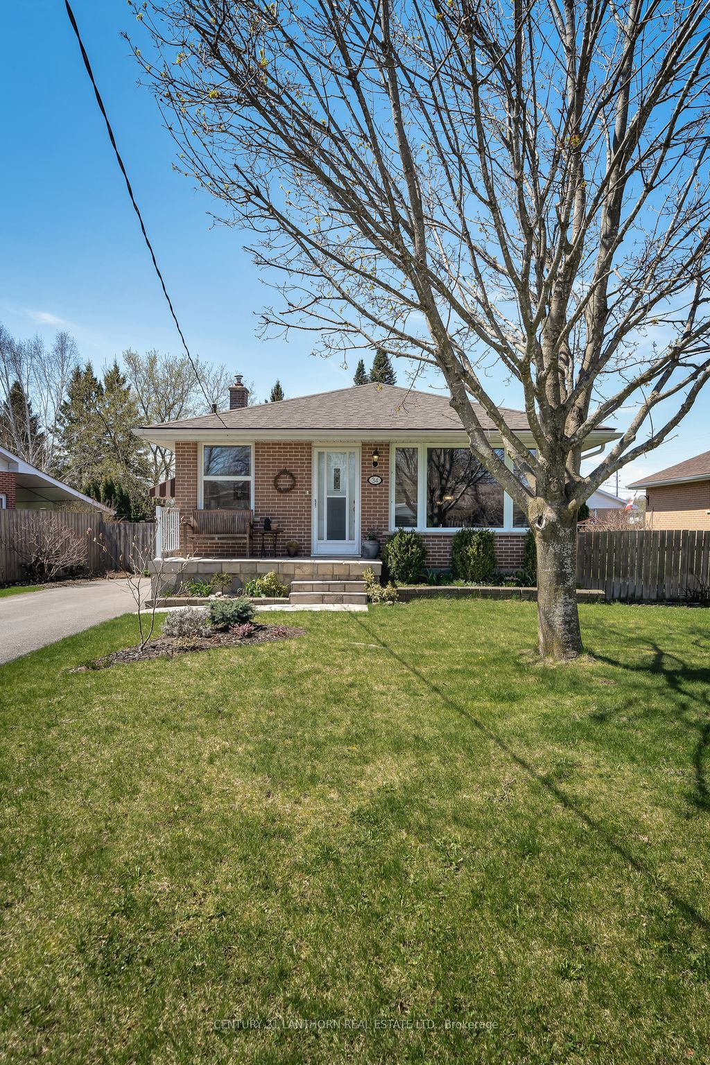 34 Harvest Crescent, Belleville, ON K8P 4M3