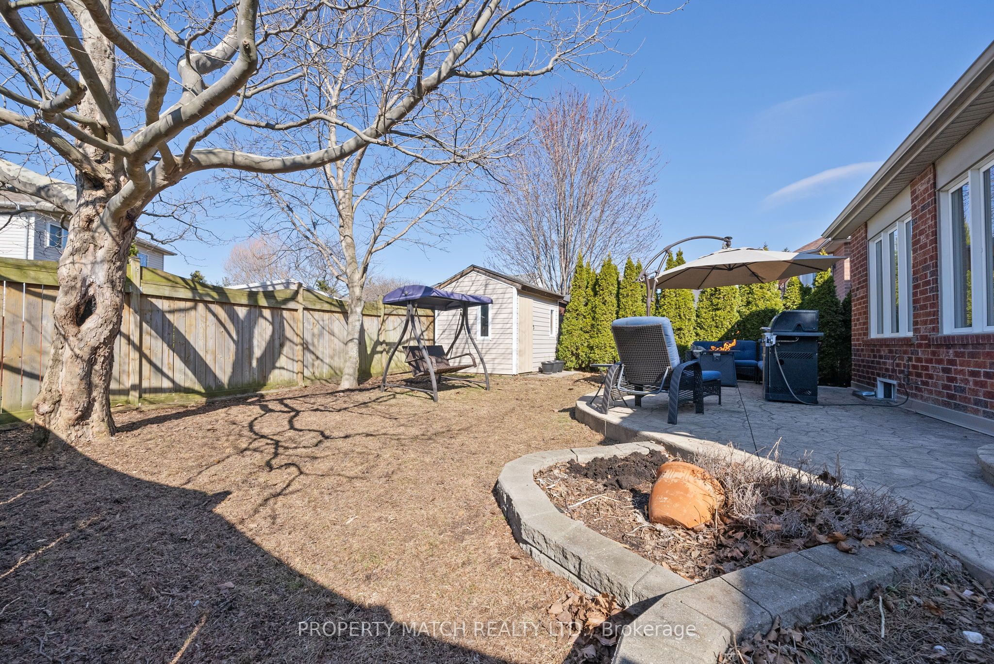 3122 Country Lane