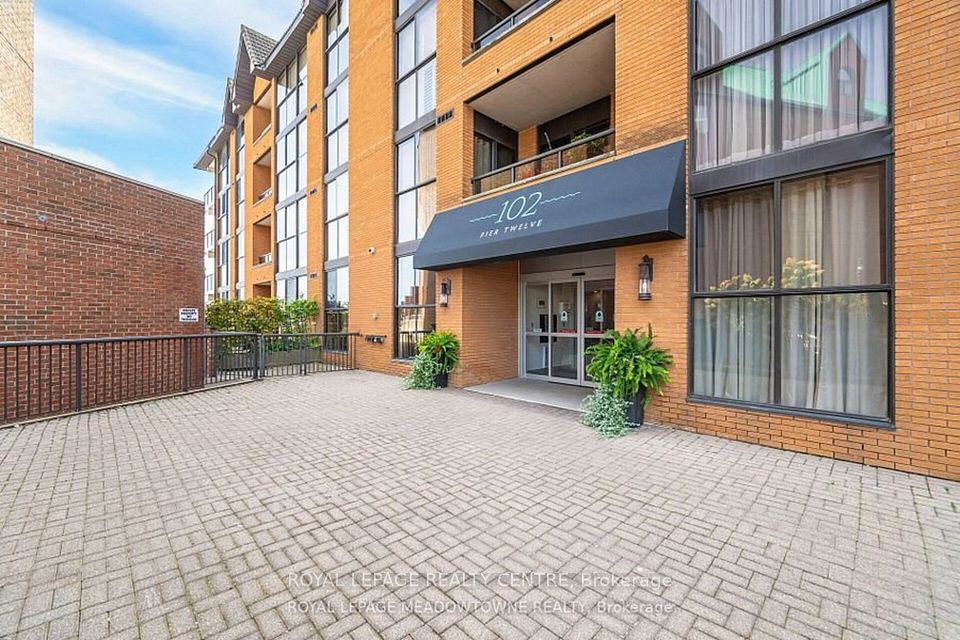 102 Bronte