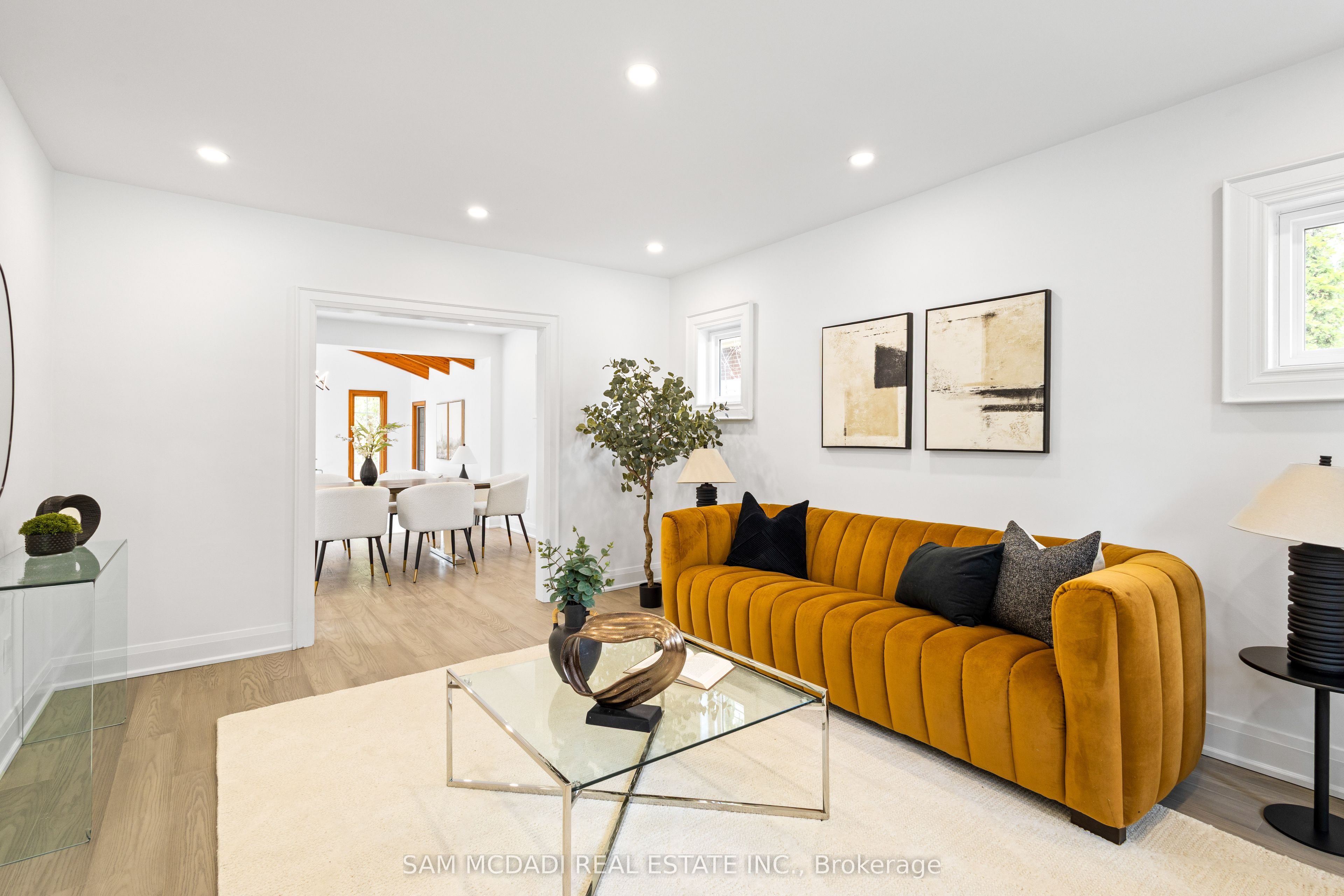 8 Wesley Crescent