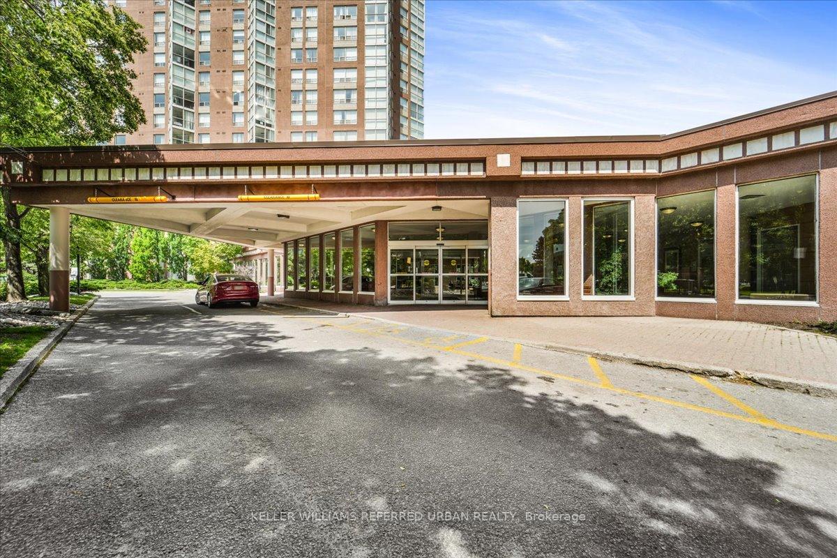 1 Bedroom Condo at 5 Concorde, Toronto For sale