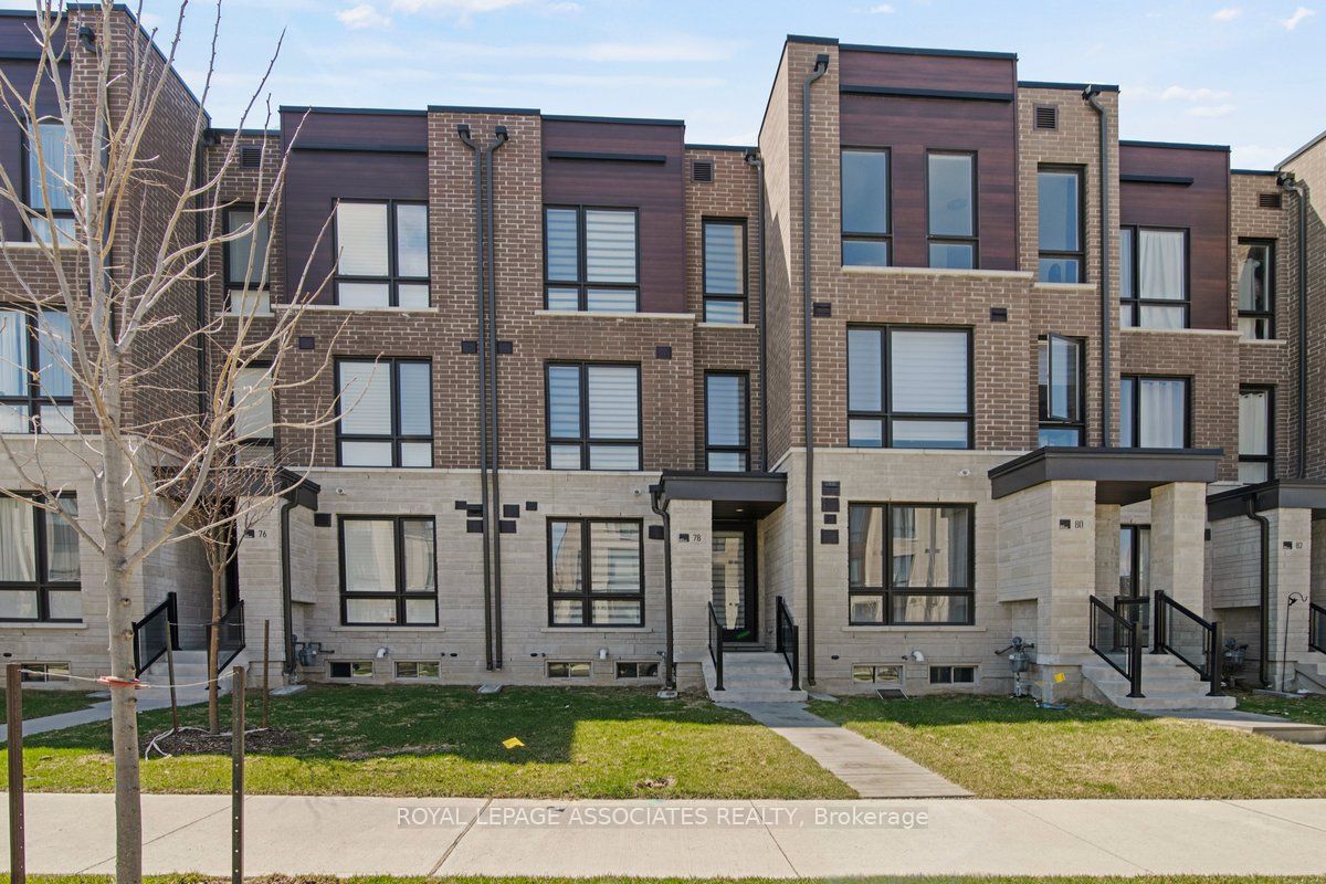 78 Stauffer Crescent