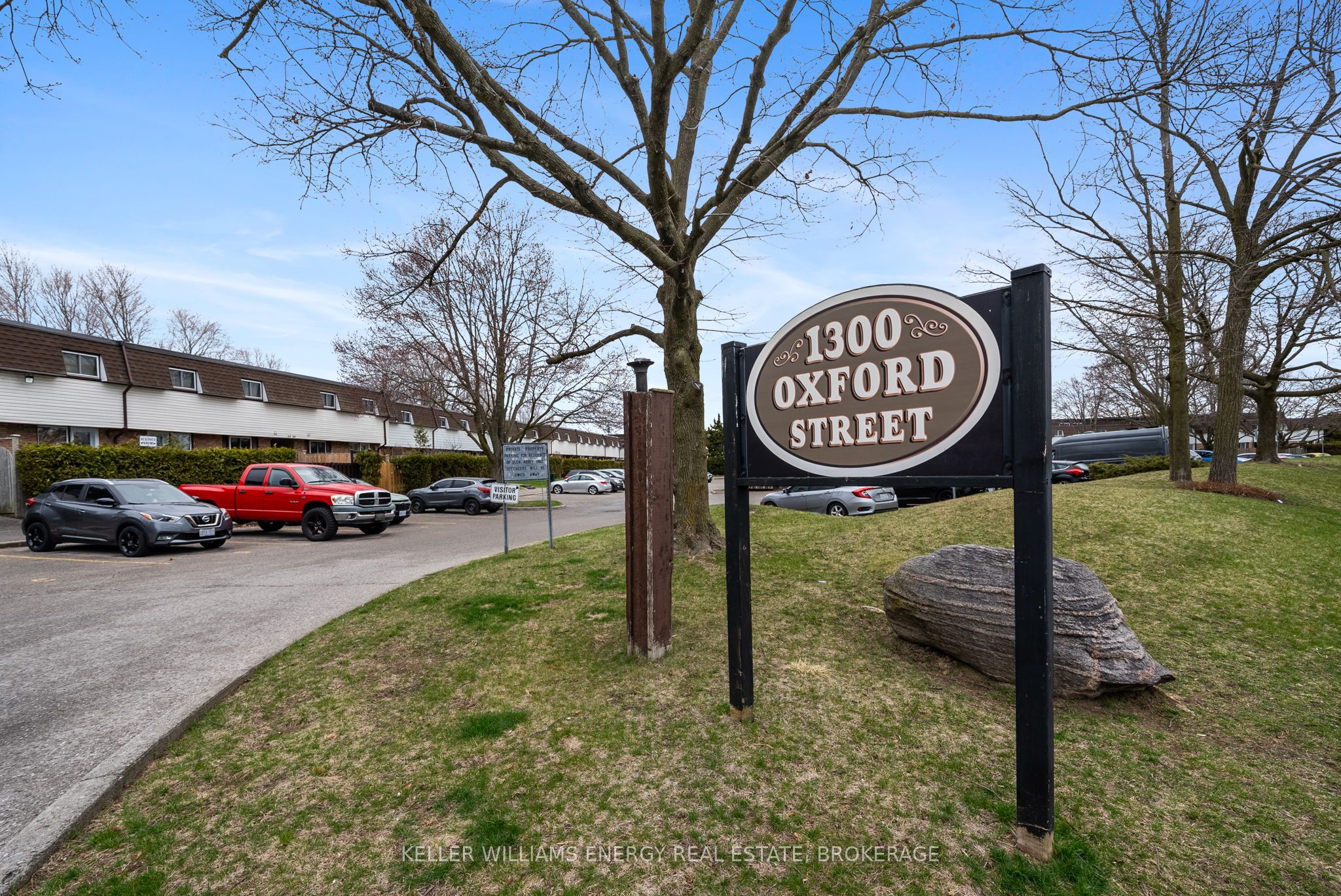 1300 Oxford Street, #13