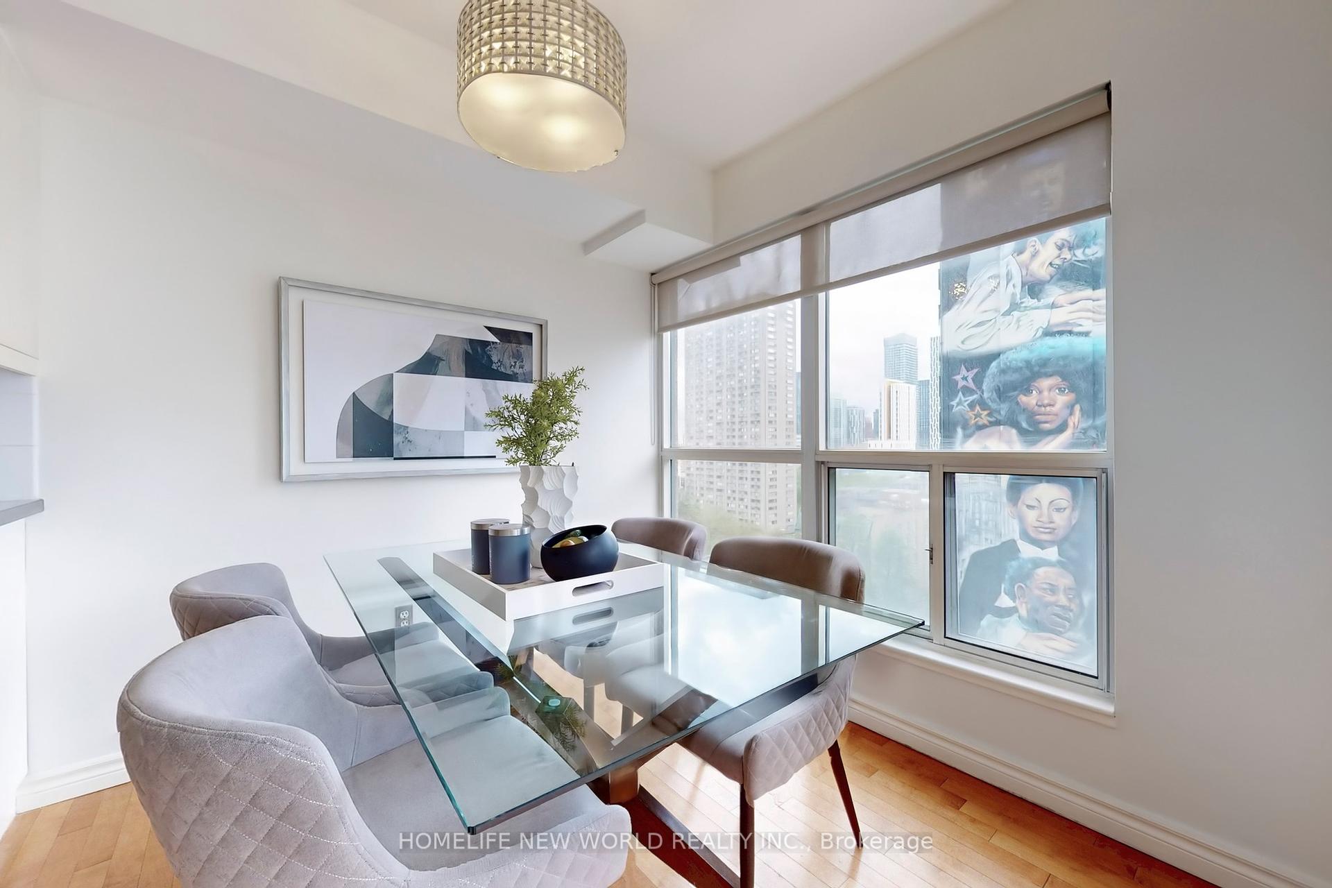 3 Bedrooms Condo at 7 Carlton, Toronto For sale
