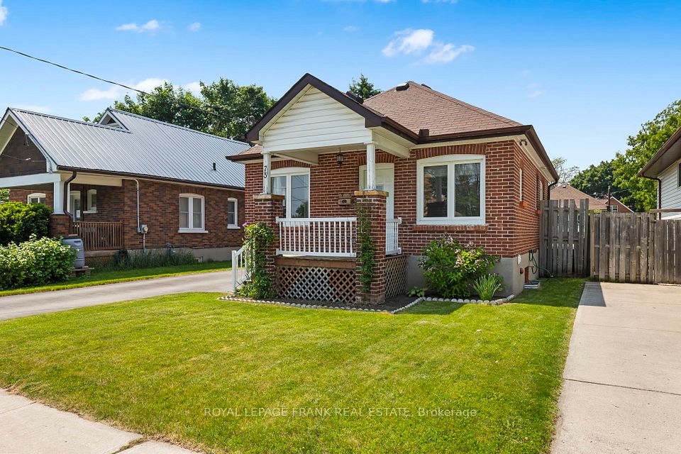 73 Pine Street, Peterborough Central, ON K9J 5A6