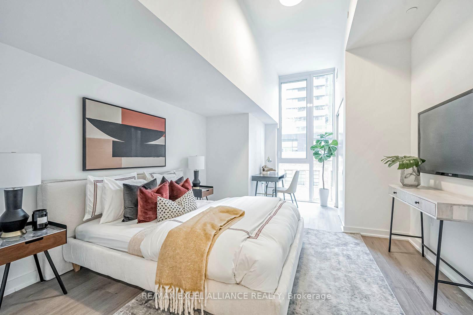2 Bedrooms Condo at 357 King,  Toronto For sale