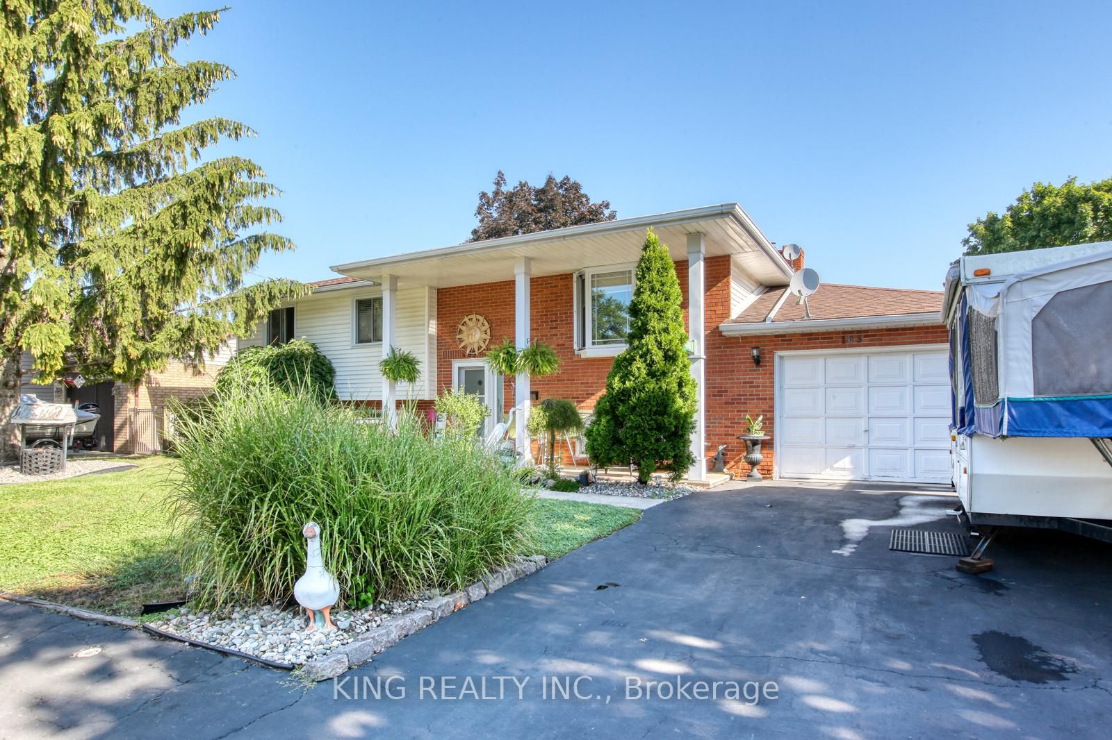 163 BOUFFARD Road, LaSalle, ON N9J 1E9