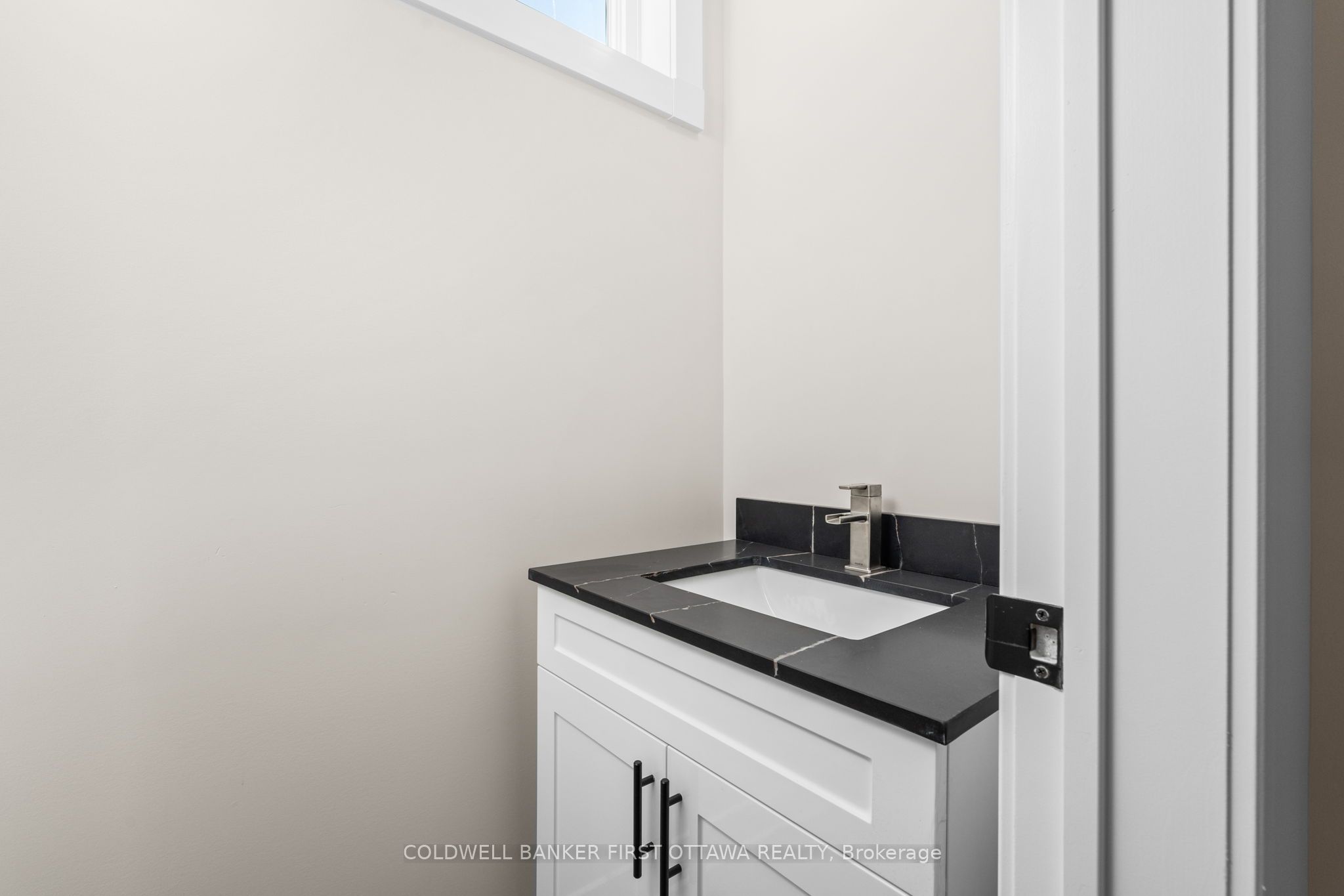 279 Enclave Walk, OrleansConventGlenandArea, ON K1W 0J5