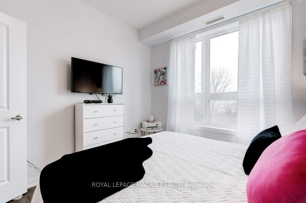 1 Bedroom Condo at 125 Shoreview,  Hamilton For sale