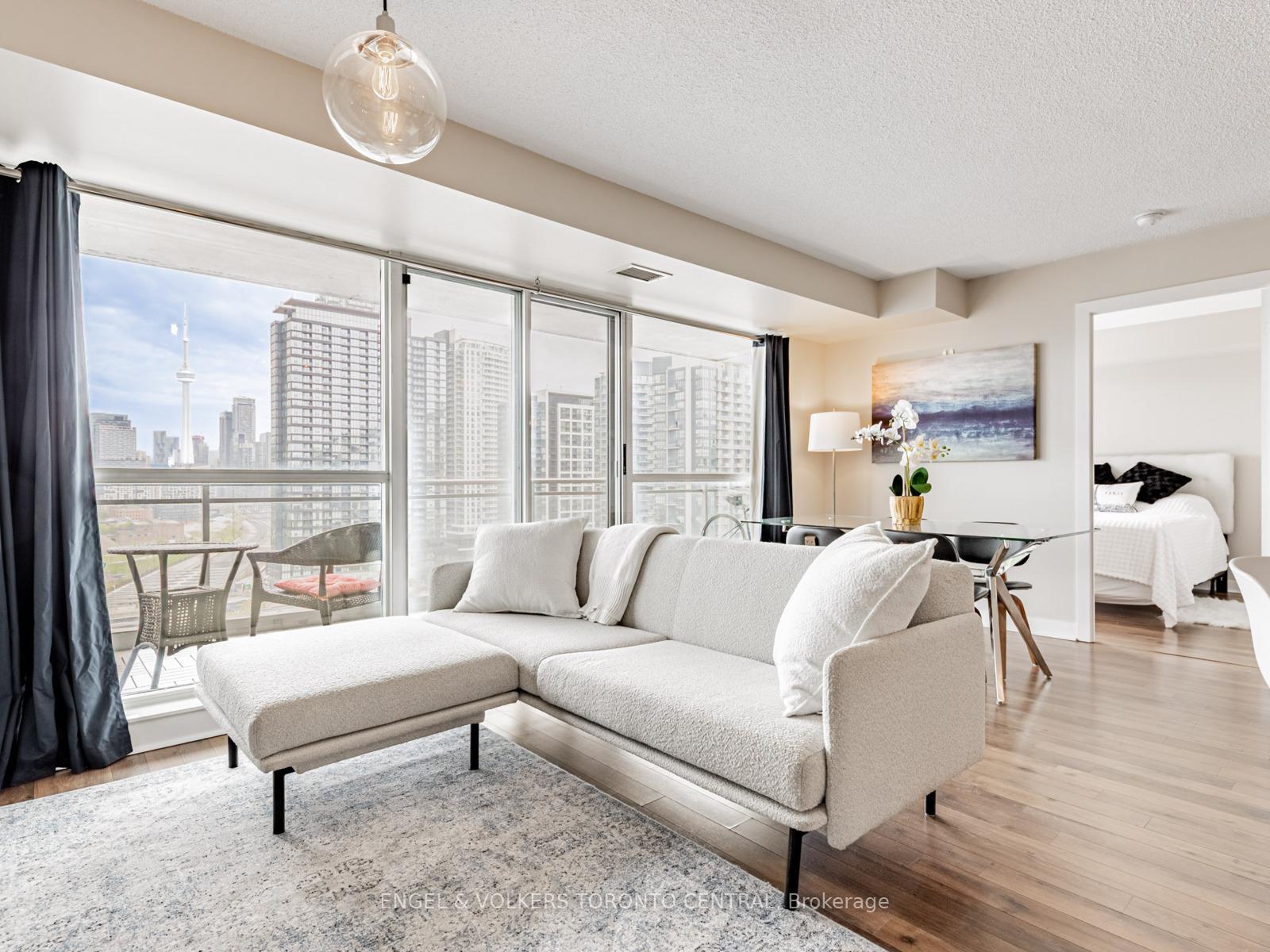 2 Bedrooms Condo at 80 Western Battery, Toronto For sale