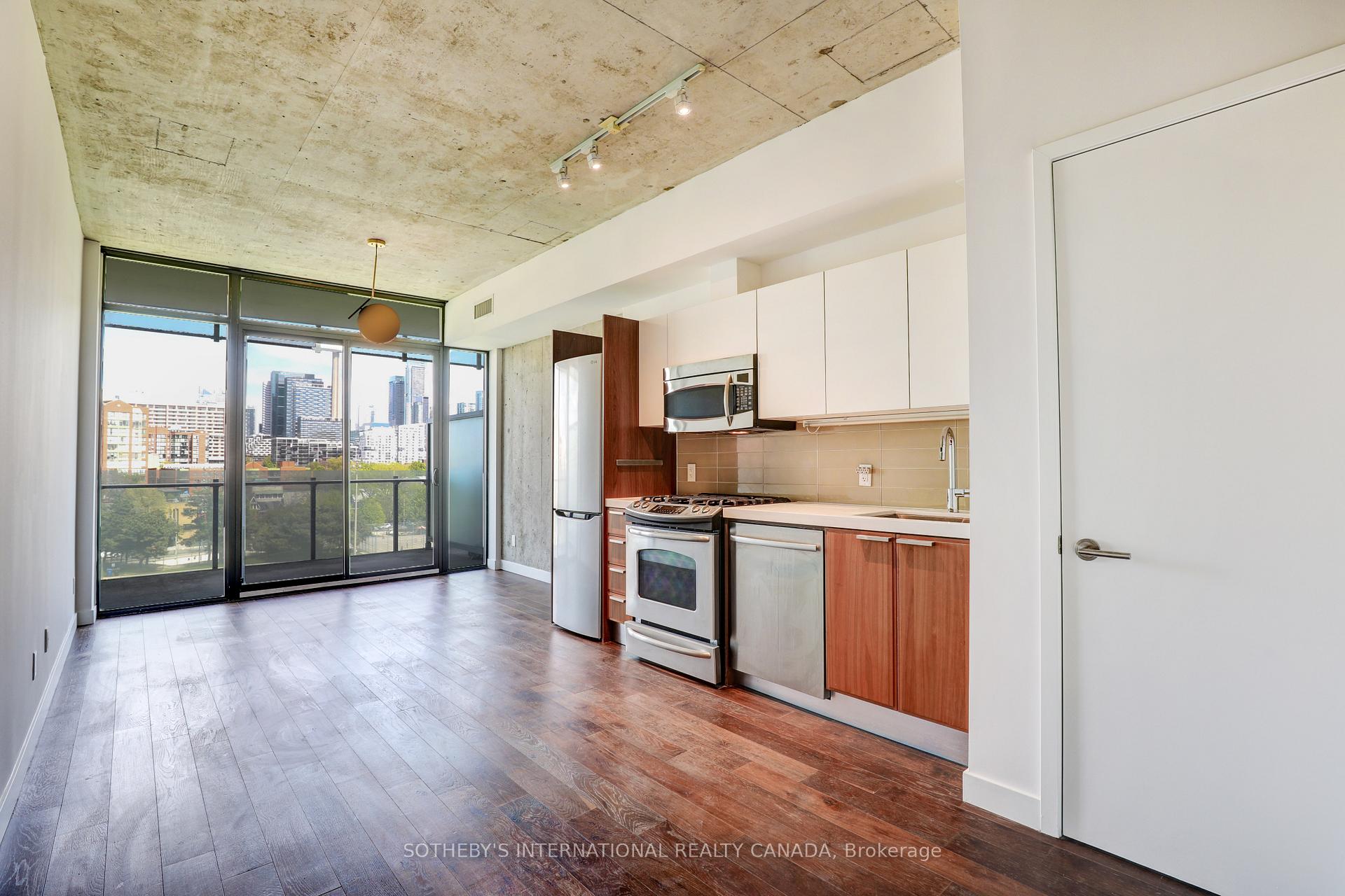 1 Bedroom Condo at 25 Stafford, Toronto For sale