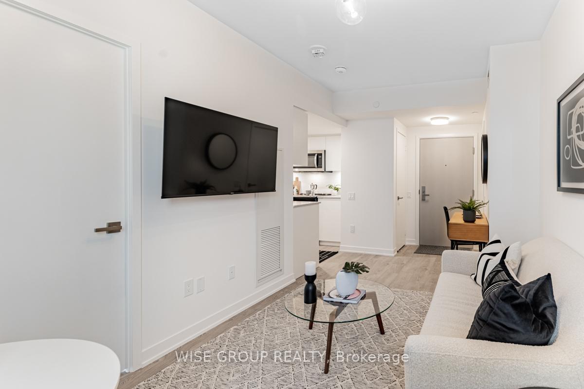 2 Bedrooms Condo at 500 Wilson,  Toronto For sale