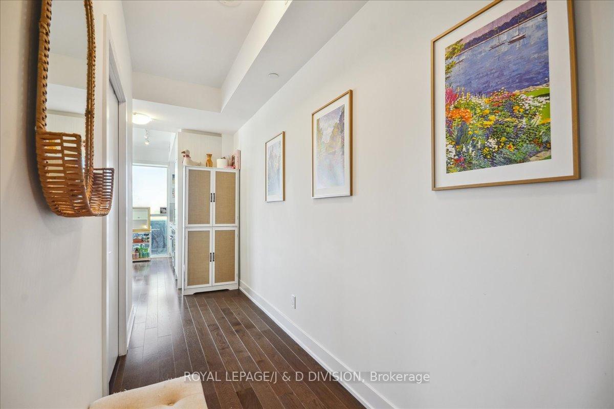 3 Bedrooms Condo at 181 Bedford, Toronto For sale