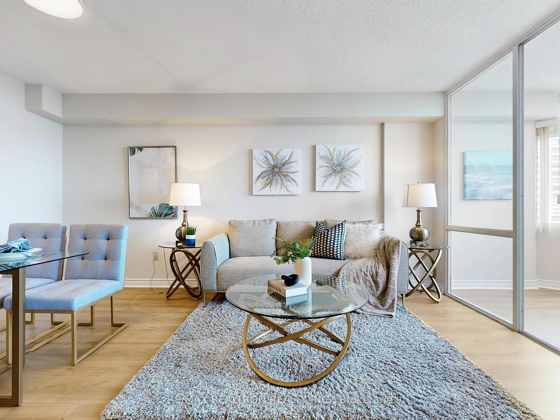 3 Bedrooms Condo at 88 Alton Tower, Toronto For sale