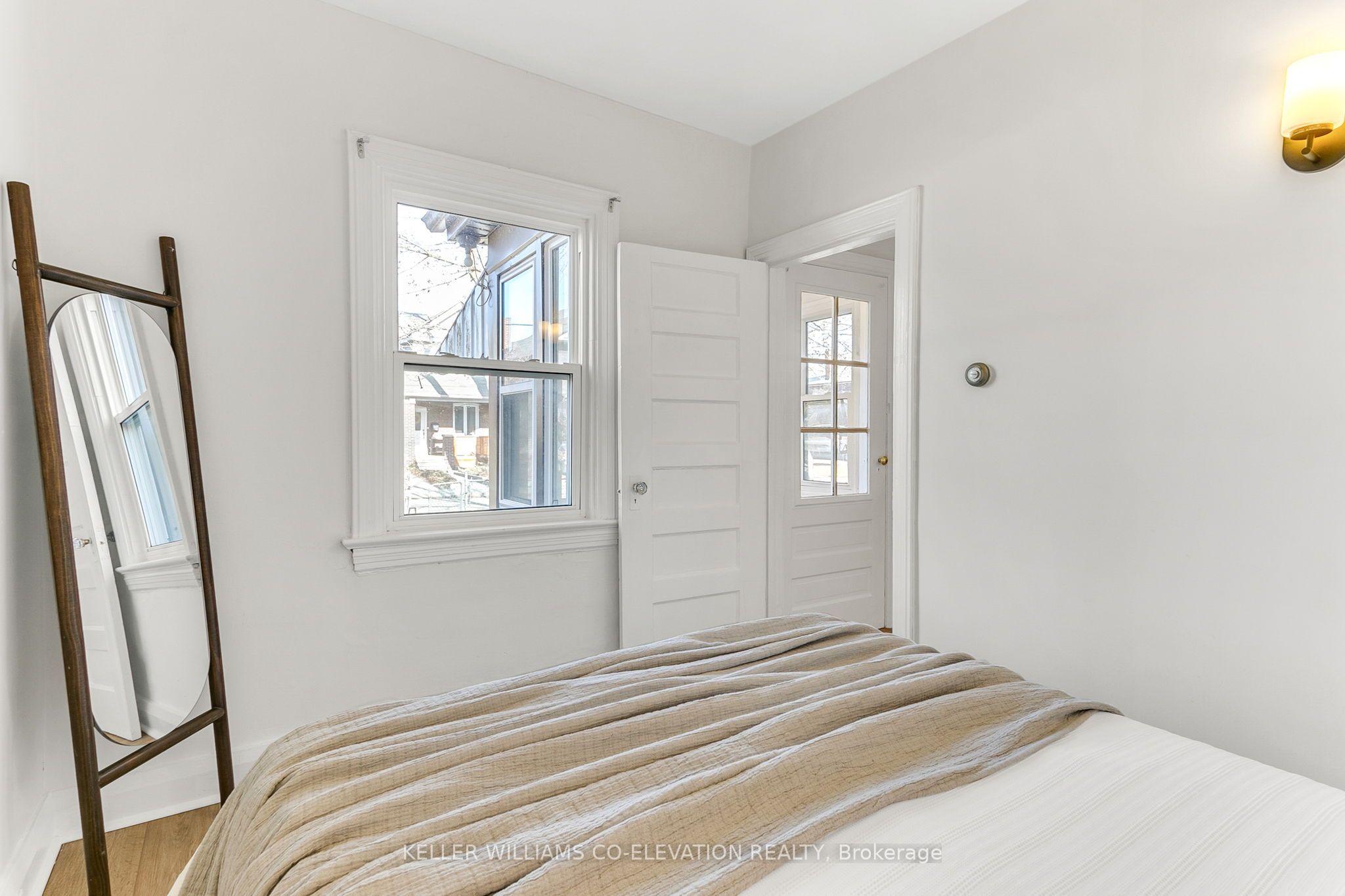 88 Redwood Avenue