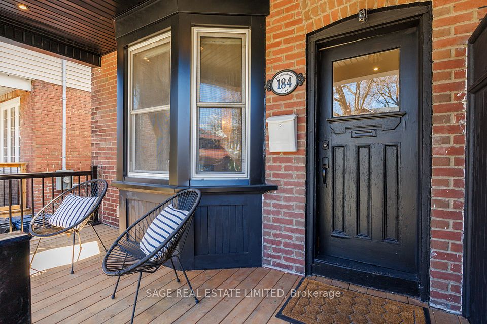 184 Parkmount