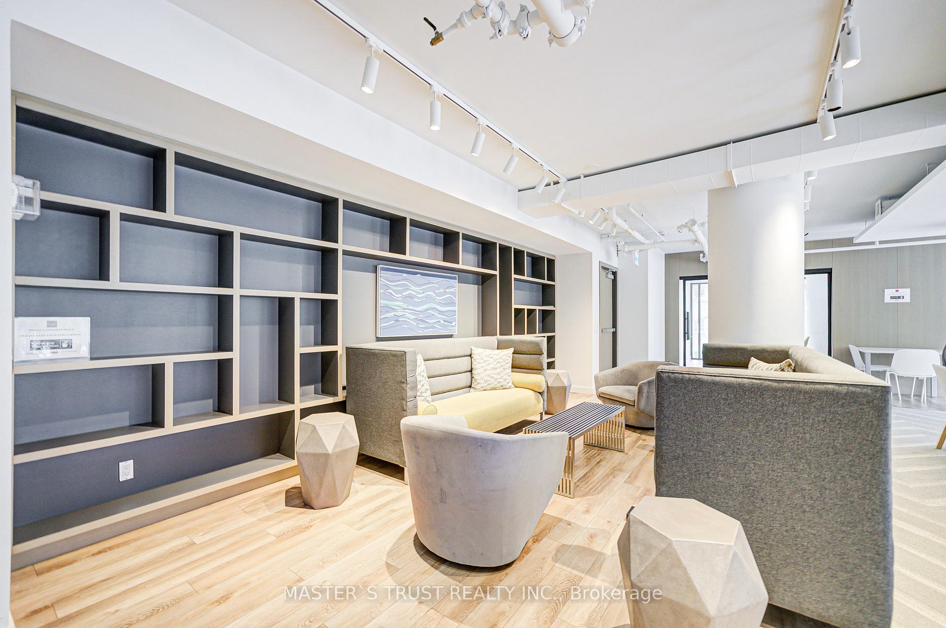 2 Bedrooms Condo at 203 College, Toronto For sale