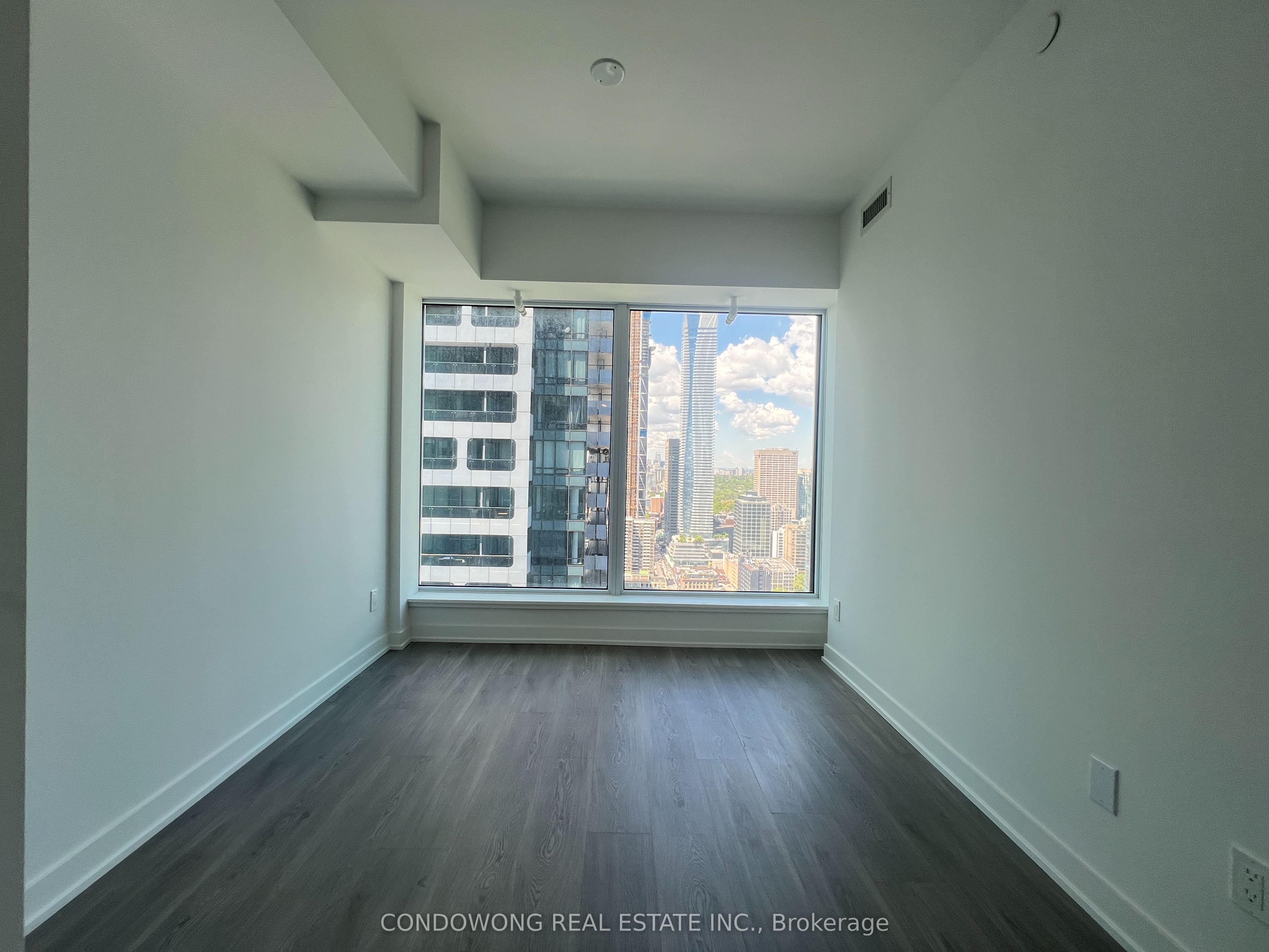 8 Wellesley Street W, #4109