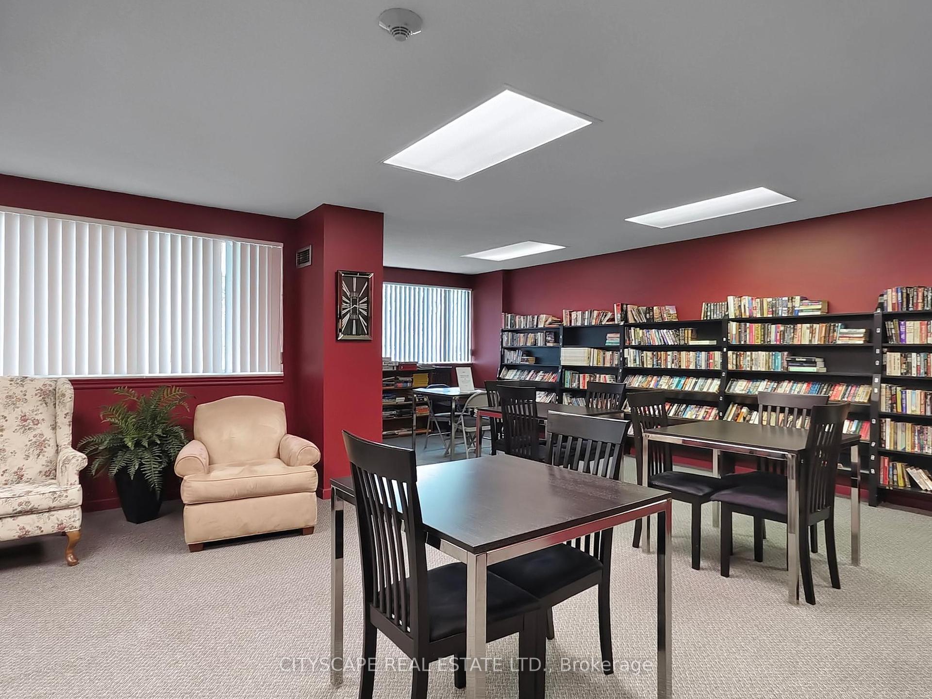 2 Bedrooms Condo at 1320 Mississauga Valley, Mississauga For sale