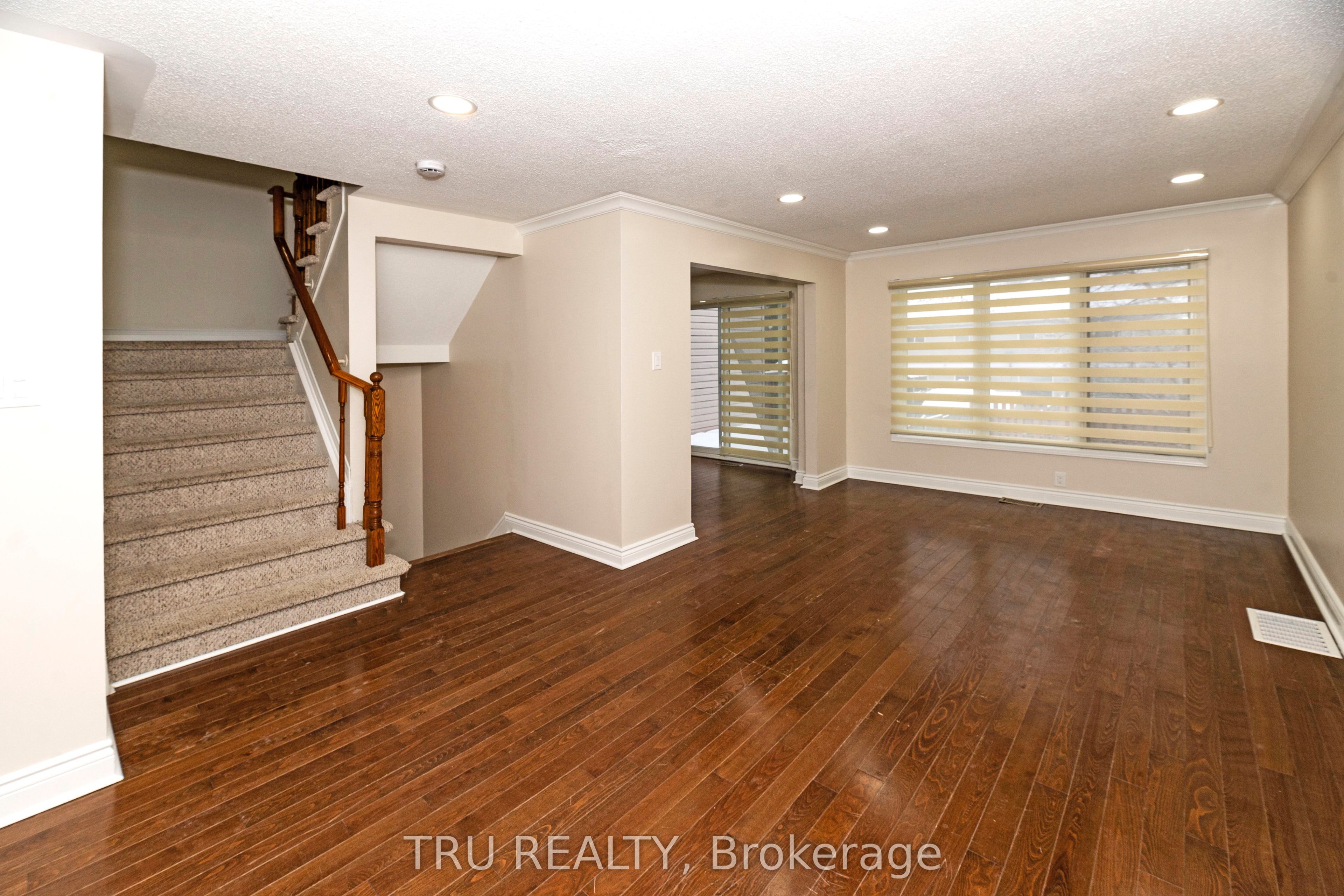 35 Helmsdale Drive