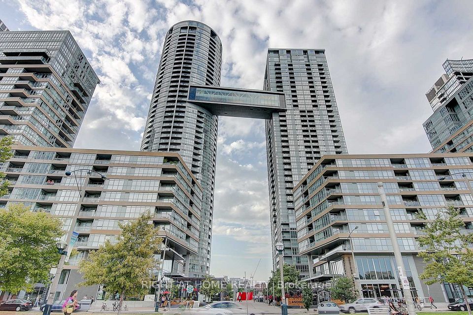 151 Dan Leckie Way