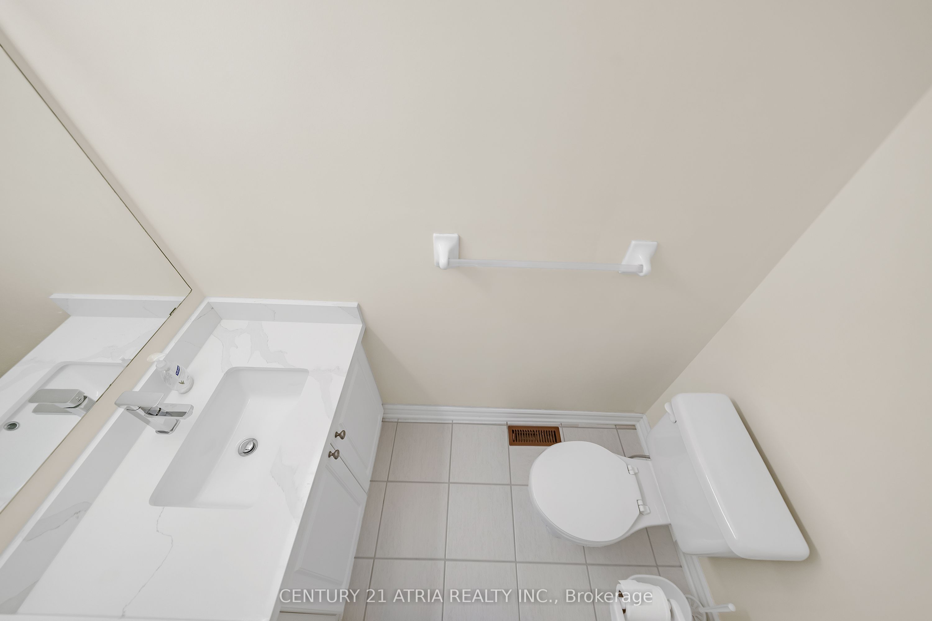 9526 Sheppard Avenue, Toronto, ON M1B 5Z4