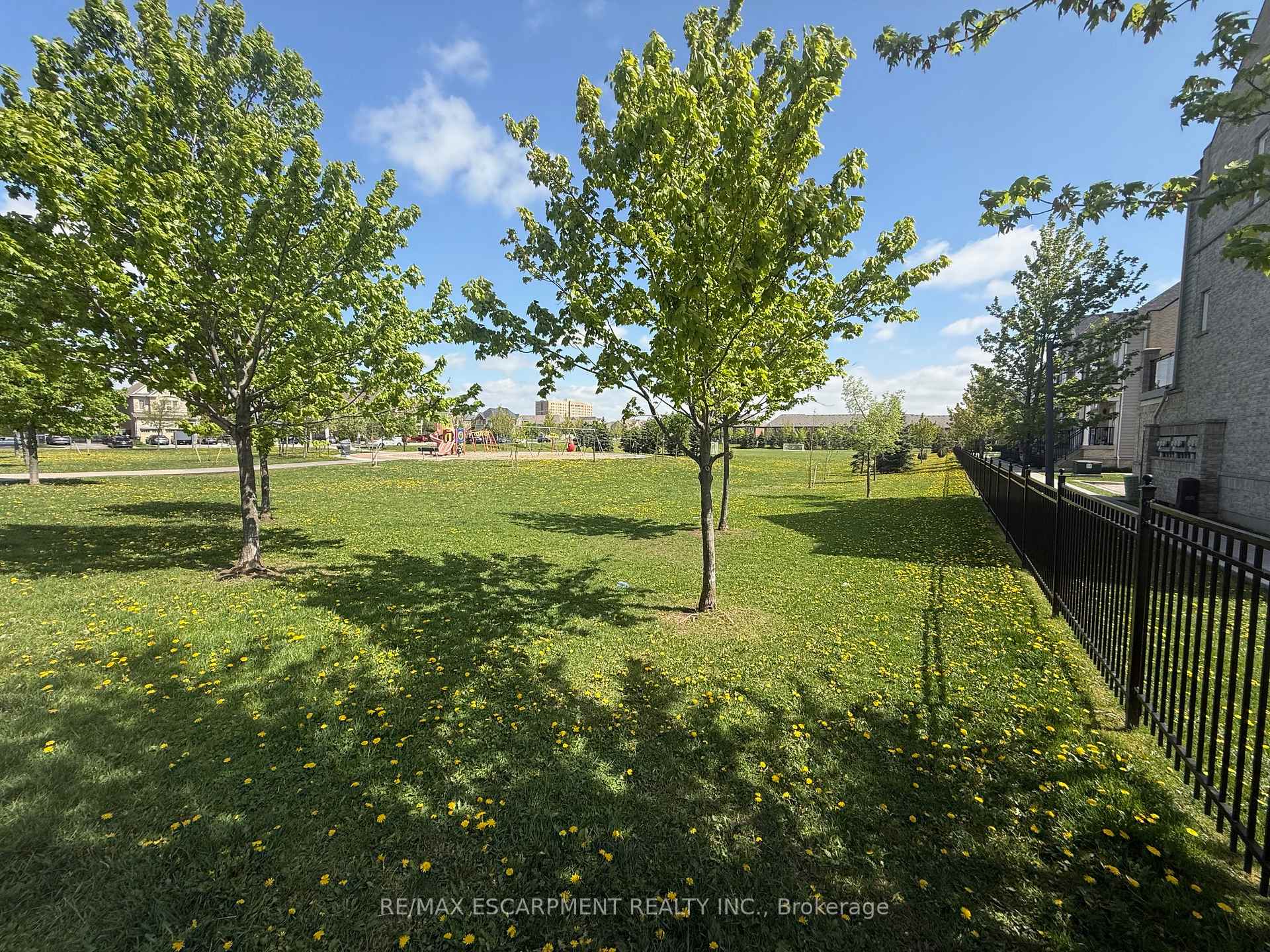 1 Bedroom Condo at 5055 Oscar Peterson, Mississauga For sale
