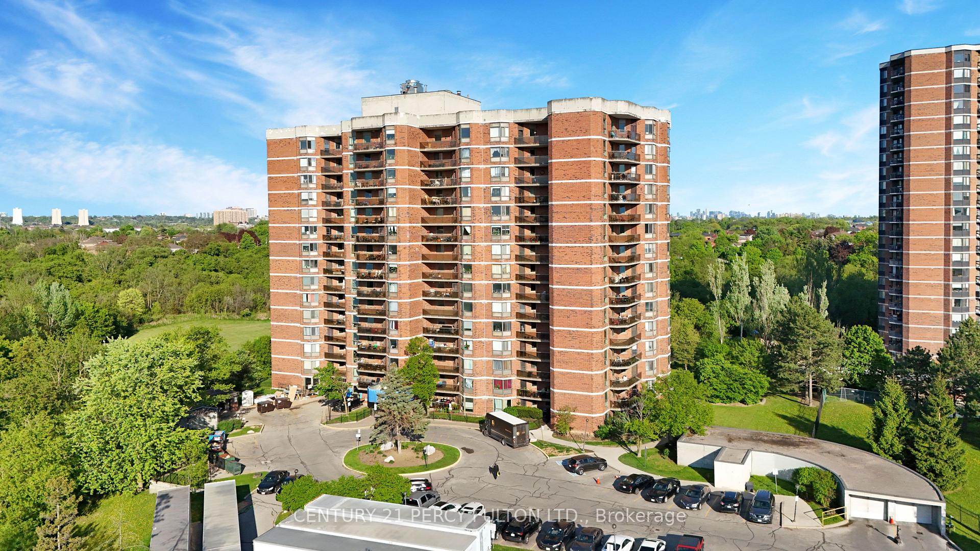 3 Bedrooms Condo at 238 Albion, Toronto For sale
