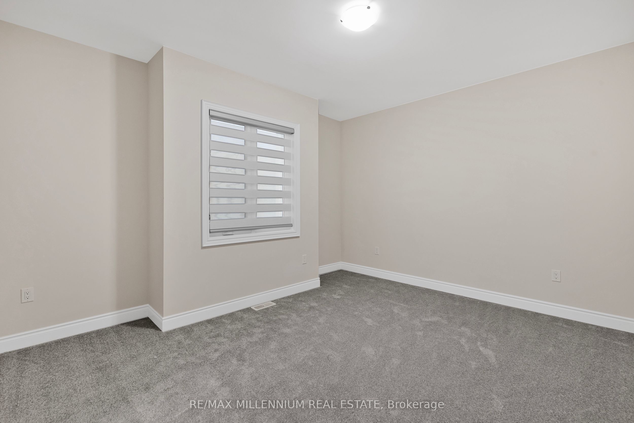 3436 Mosley Gate
