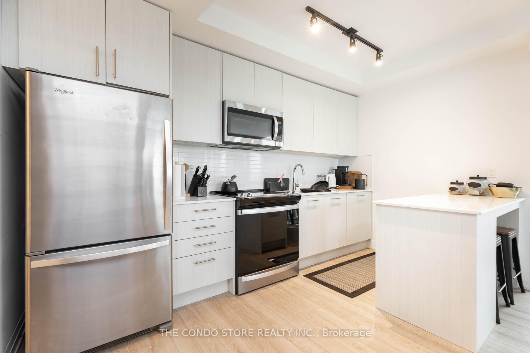 3 Bedrooms Condo at 286 MAIN, Toronto For sale