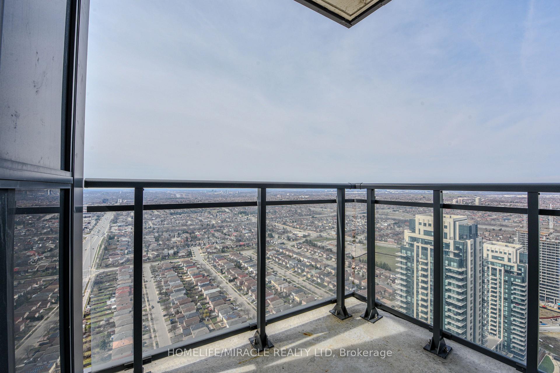 2 Bedrooms Condo at 4011 Brickstone,  Mississauga For sale