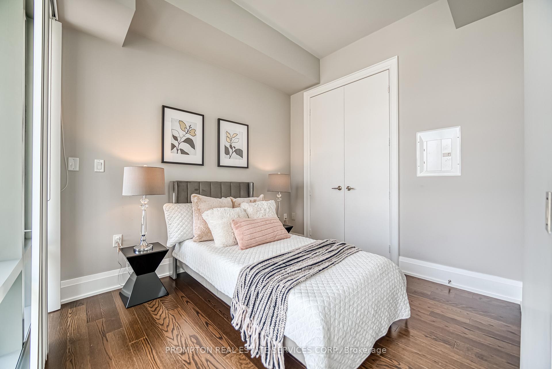 2 Bedrooms Condo at 39 Queens, Toronto For sale