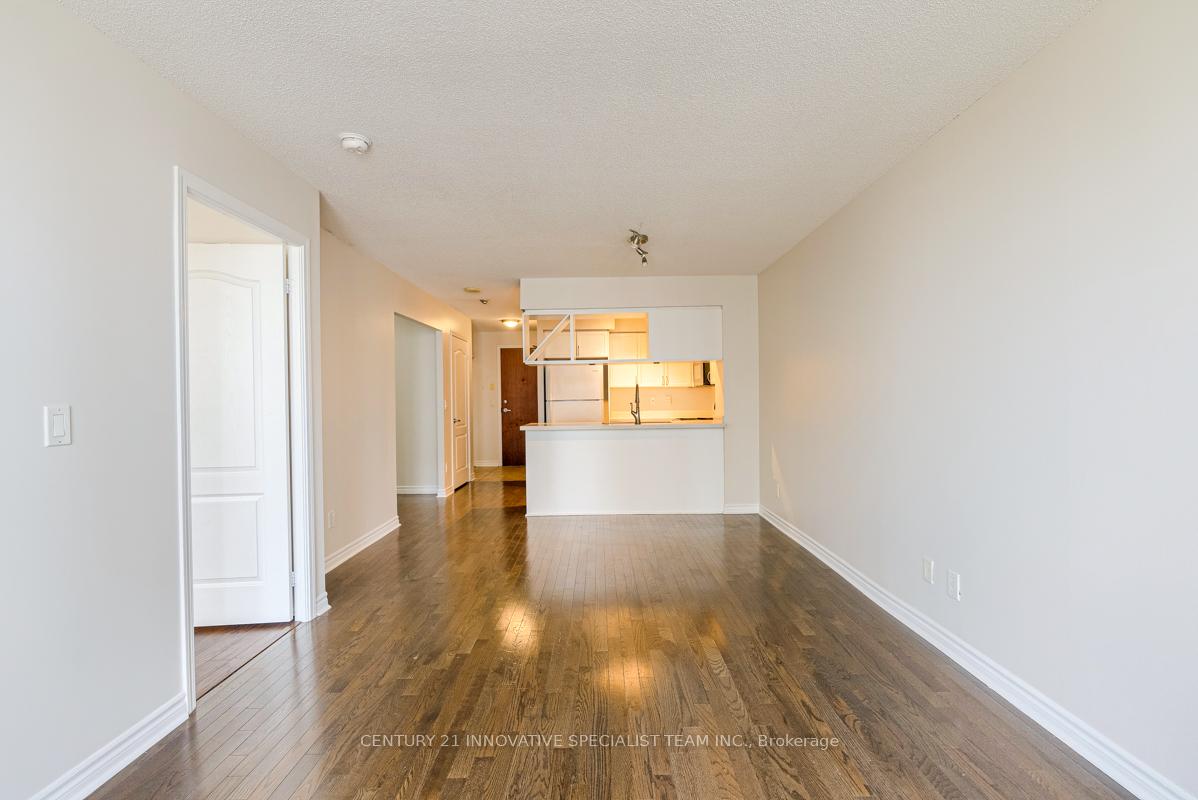 2 Bedrooms Condo at 4080 Living Arts,  Mississauga For sale