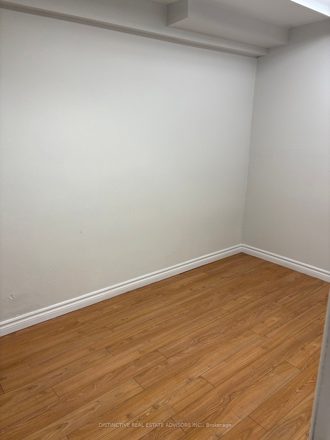 65 Dundas Street W, #Main Level
