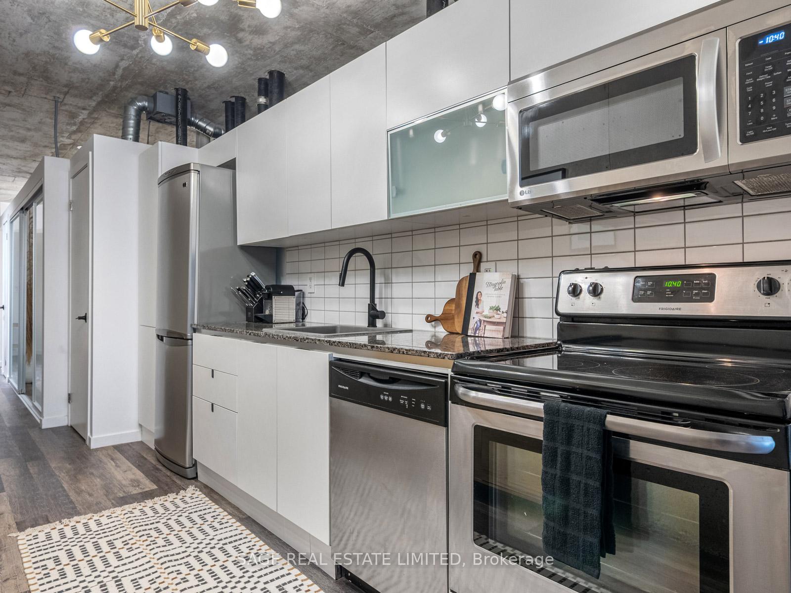 2 Bedrooms Condo at 150 Sudbury, Toronto For sale