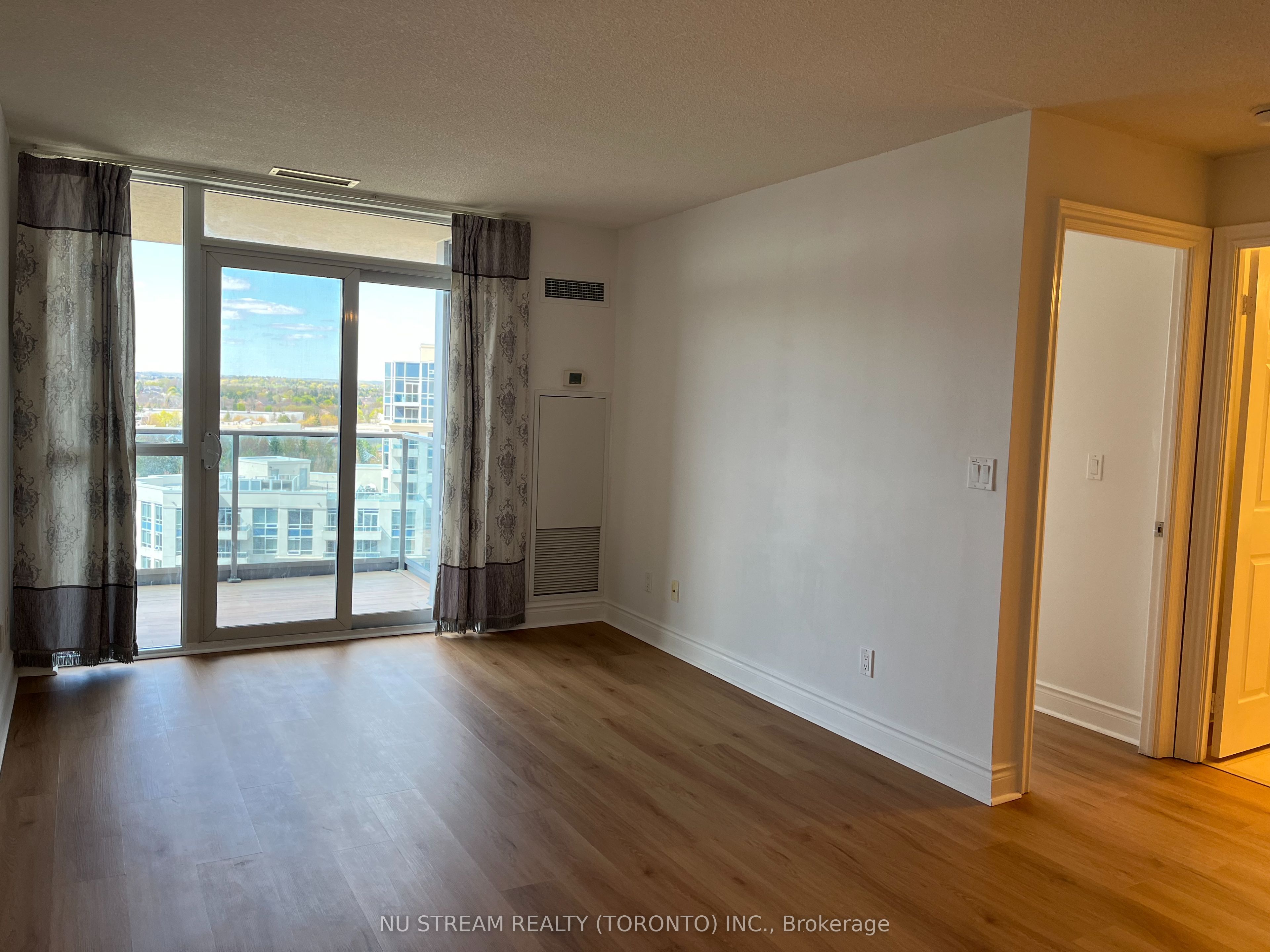 23 Cox Boulevard, #1651