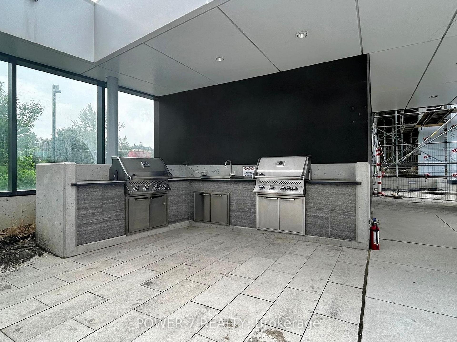 1 Bedroom Condo at 27 McMahon,  Toronto For sale