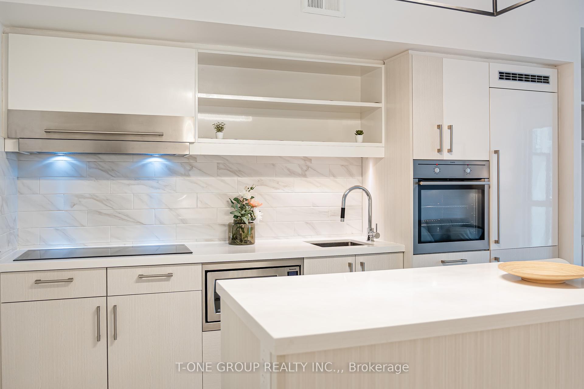 1 Bedroom Condo at 39 Sherbourne, Toronto For sale