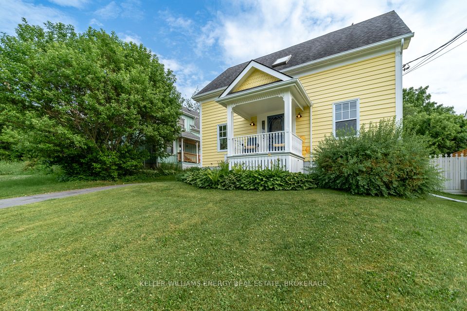 15 CUMBERLAND Street, Prince Edward County, ON K0K 2T0
