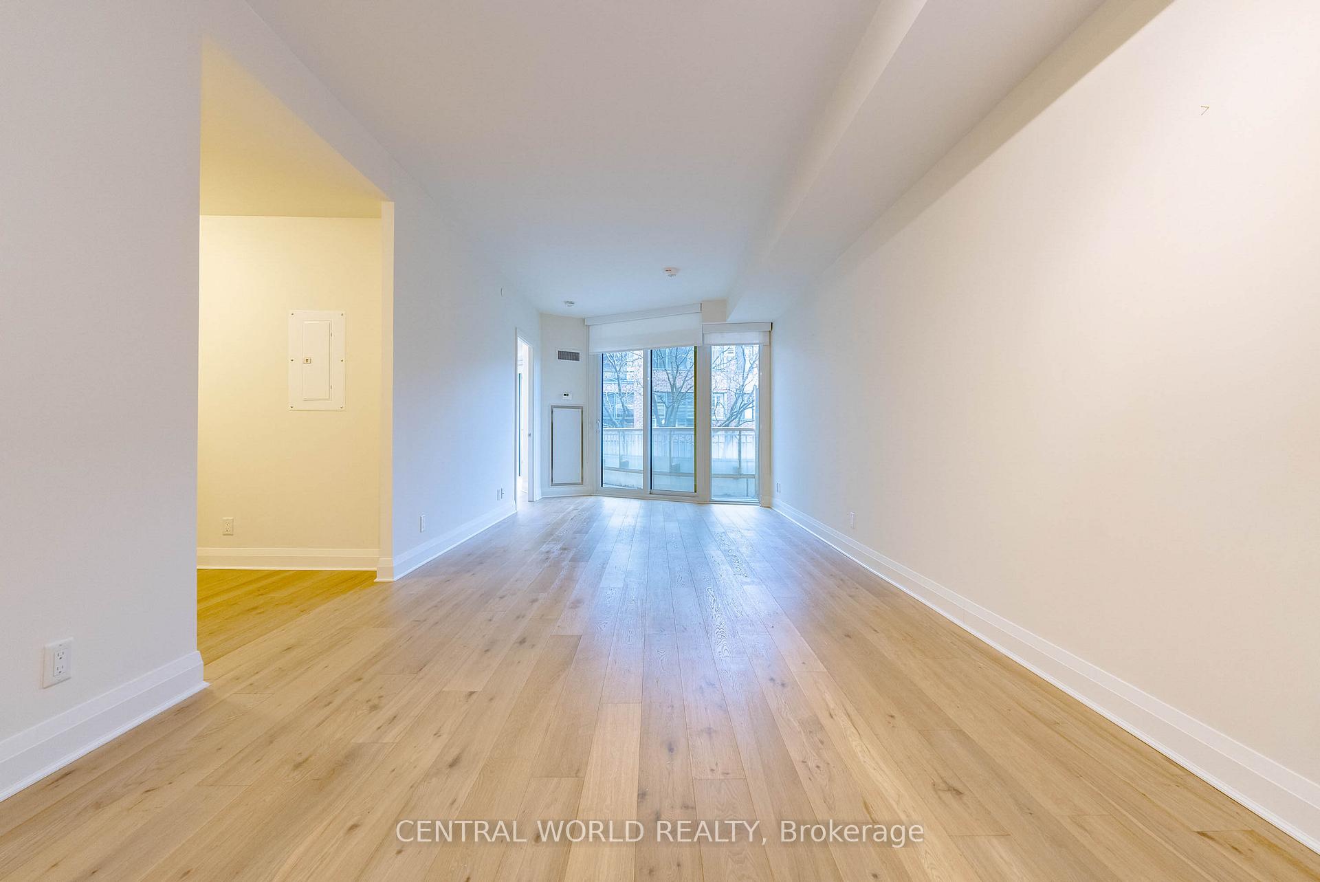 2 Bedrooms Condo at 151 Avenue,  Toronto For sale
