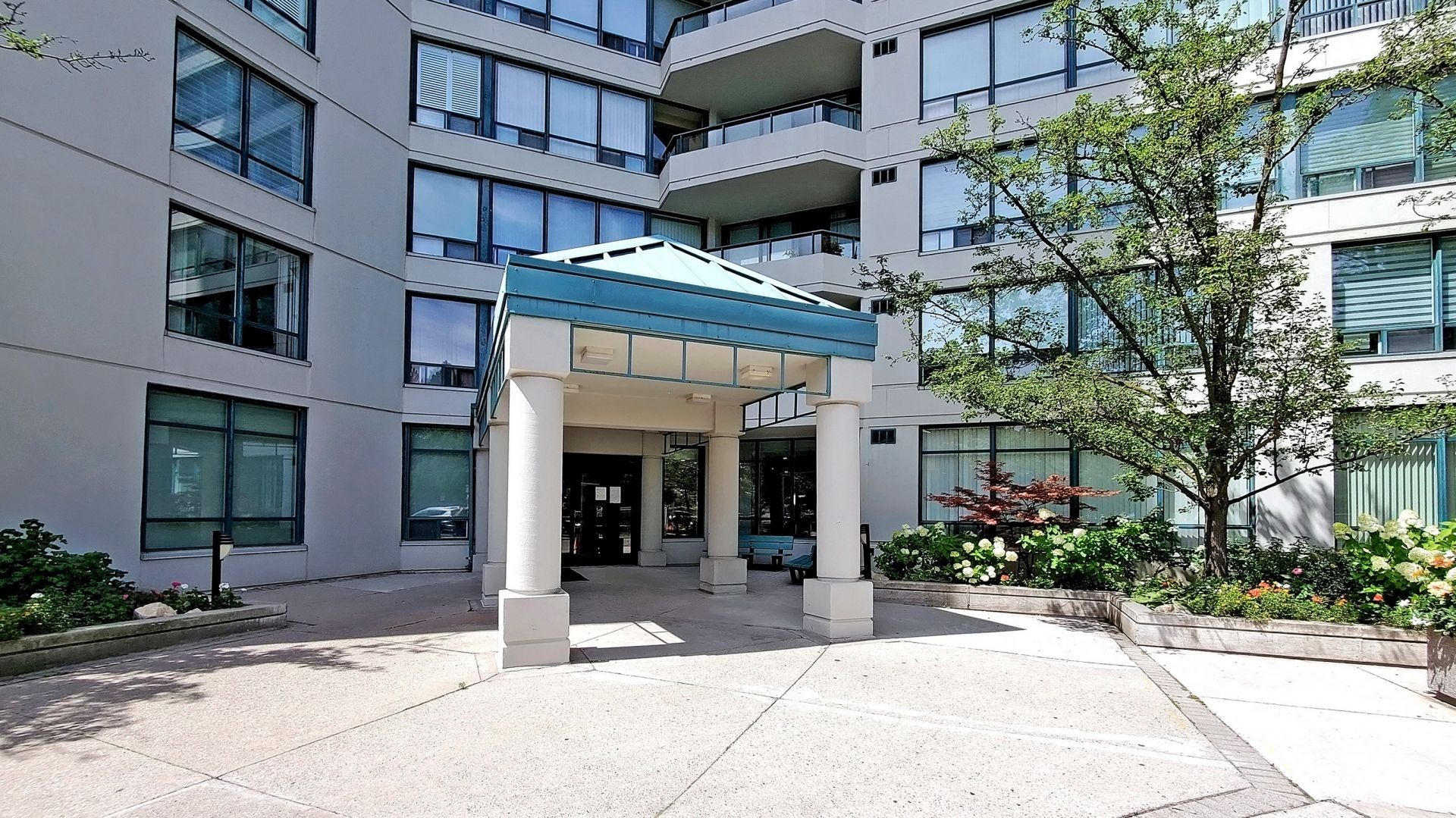 120 Promenade Circle 212
