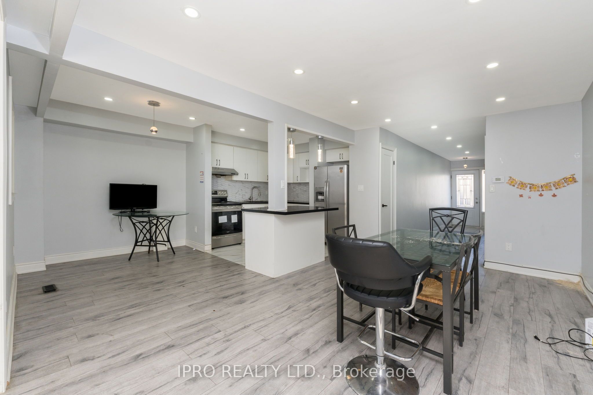 3860 Morning Star Drive, #35
