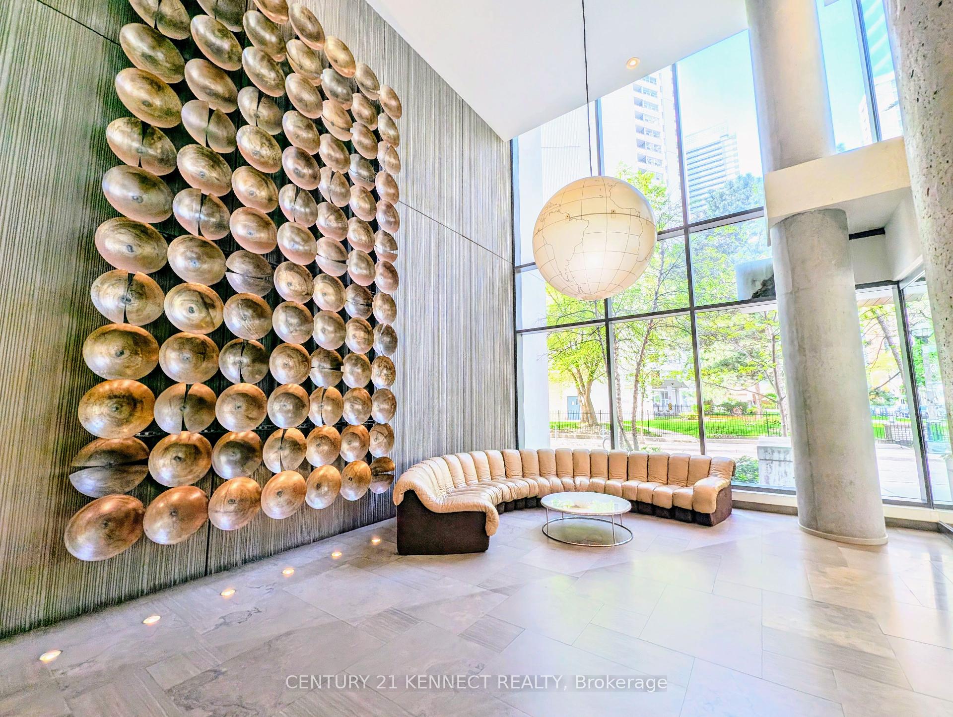 Condo at 75 St Nicholas, Toronto For sale