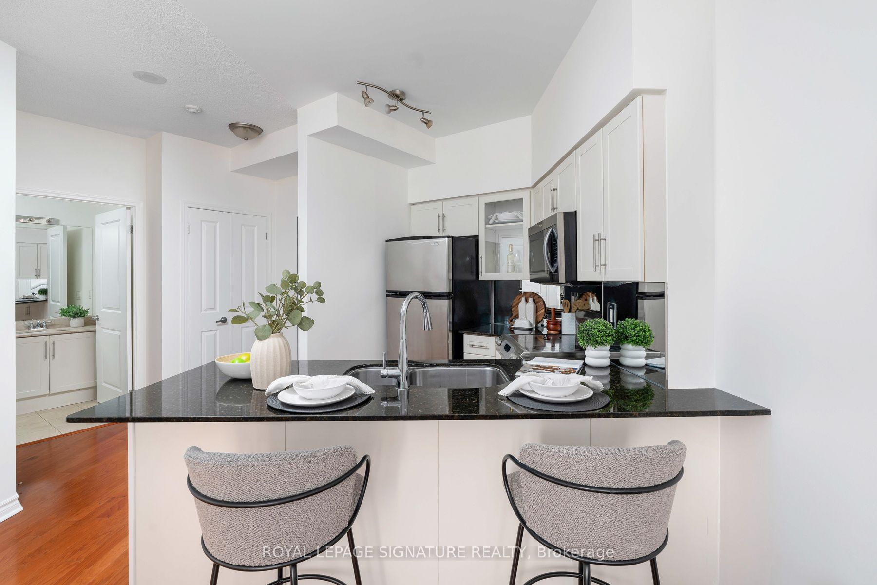 15 Windermere Avenue, #411