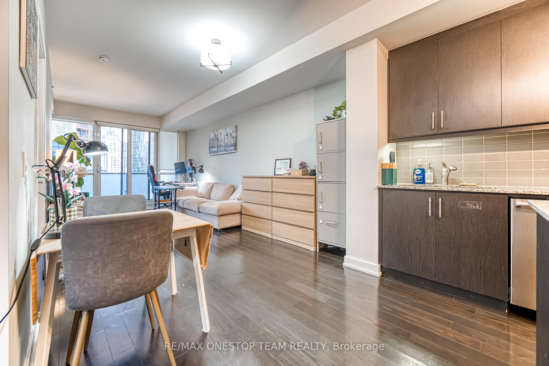 2 Bedrooms Co-op at 1 The Esplanade, Toronto For sale