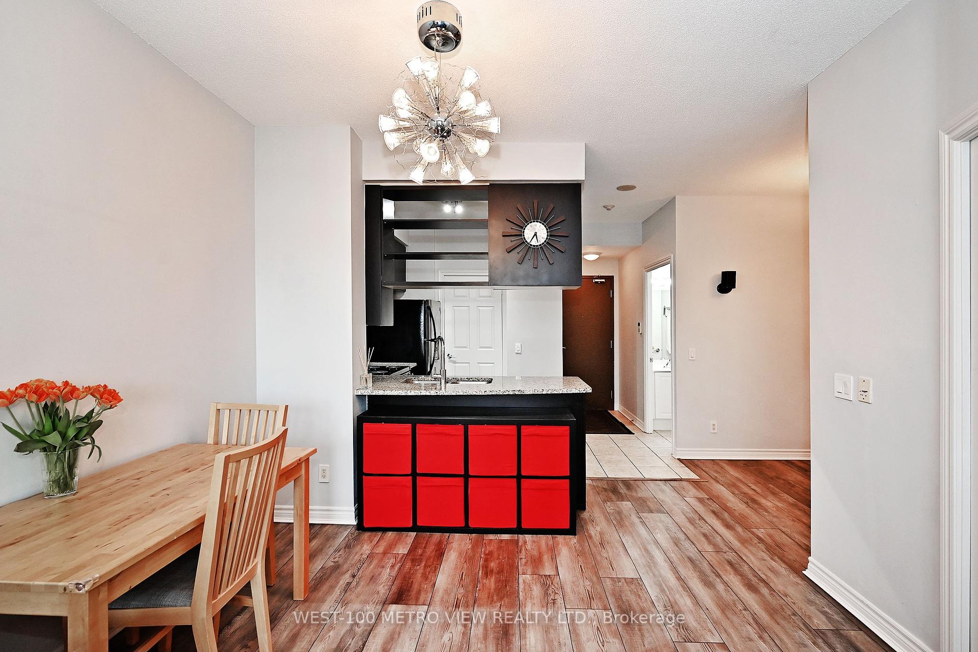 2 Bedrooms Condo at 2365 CENTRAL PARK, Oakville For sale
