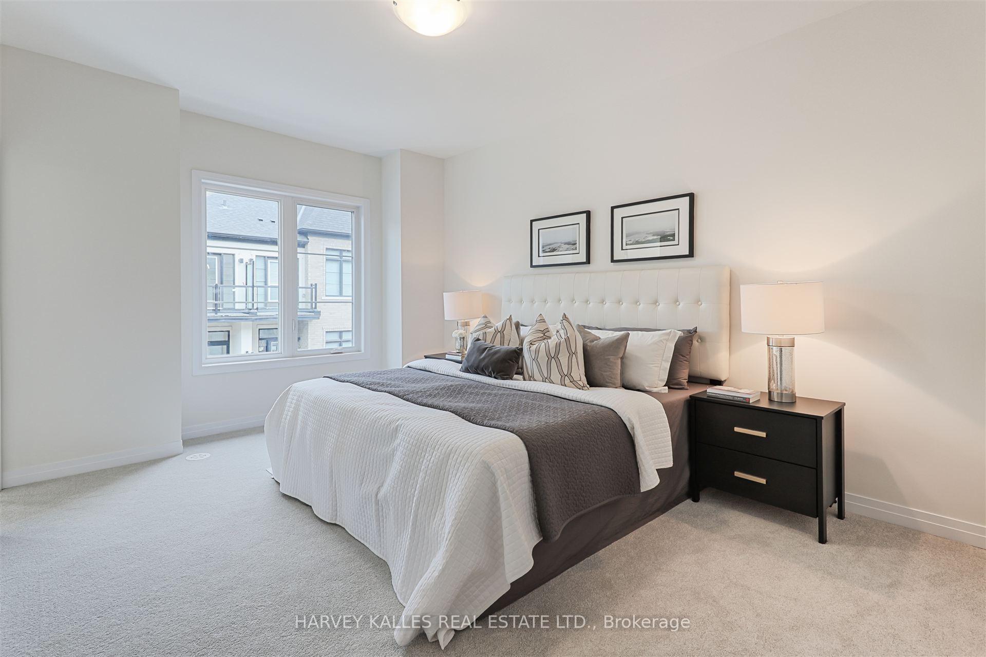 75 De La Roche Drive S