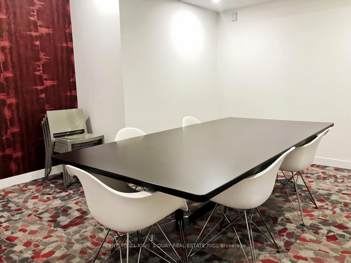 2 Bedrooms Condo at 21 Iceboat, Toronto For sale