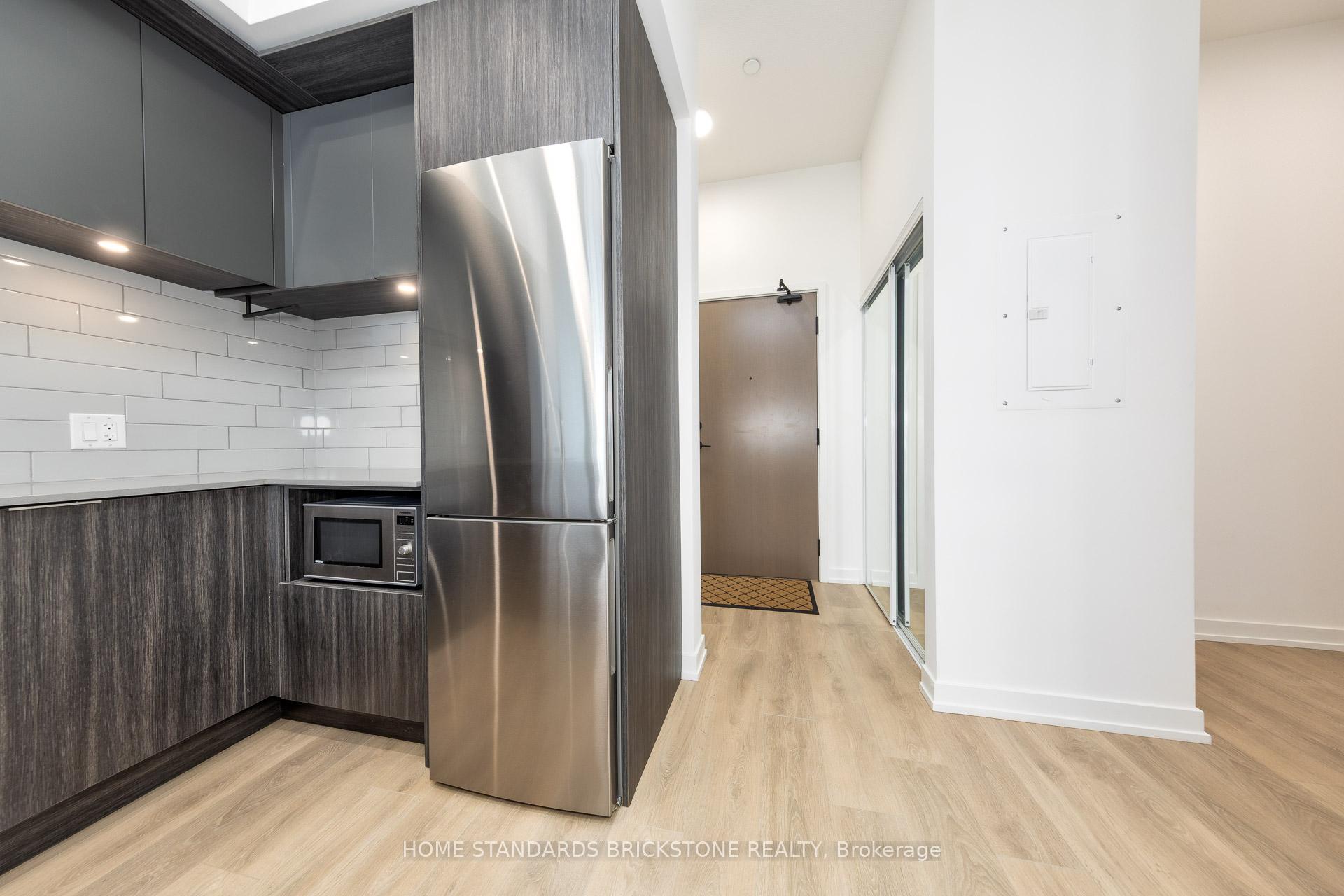 2 Bedrooms Condo at 34 Tubman, Toronto For sale