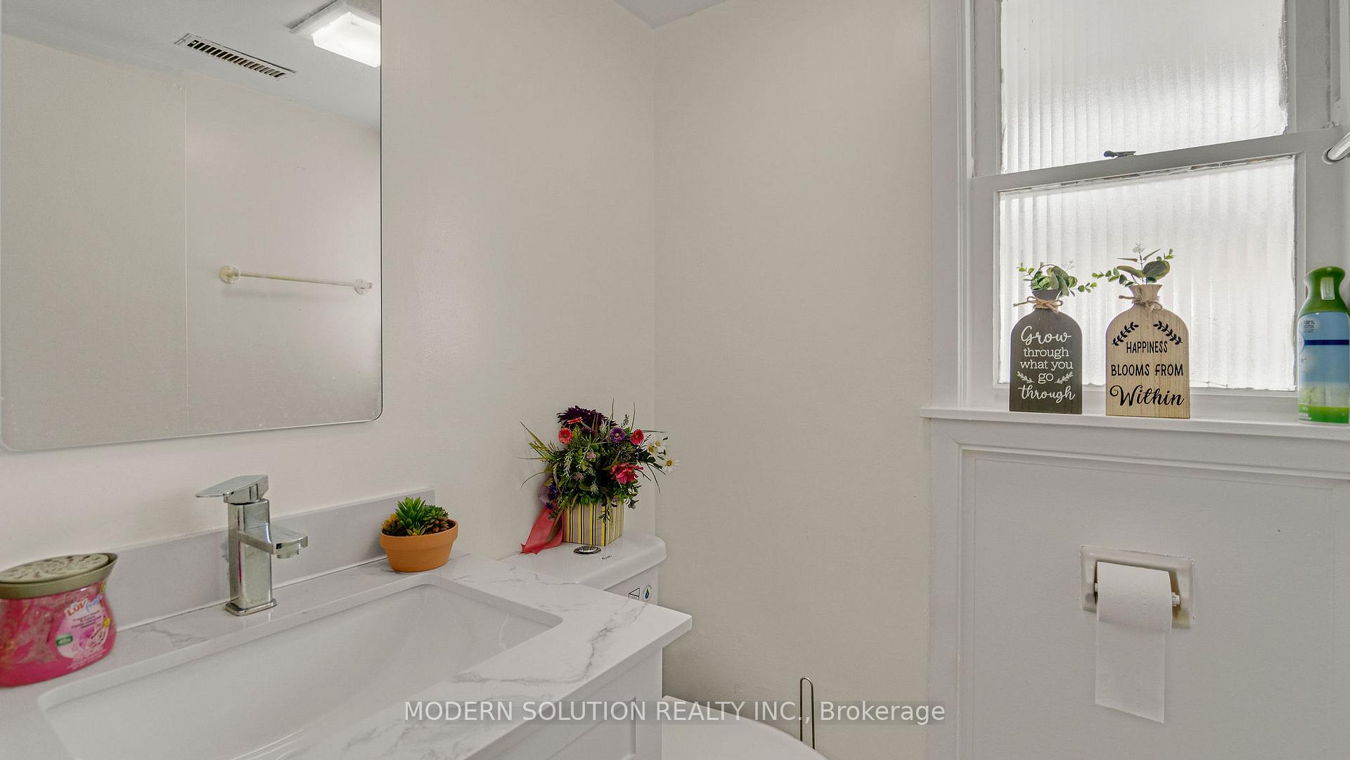 4 Bedrooms Condo at 1559 Albion, Toronto For sale